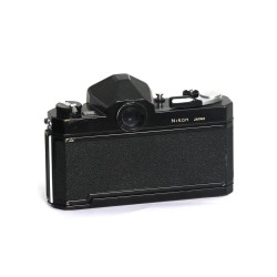 Corpo Nikkormat Preta 2