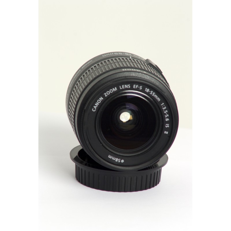 Canon EF-S 18-55mm f/3.5-5.6 IS II