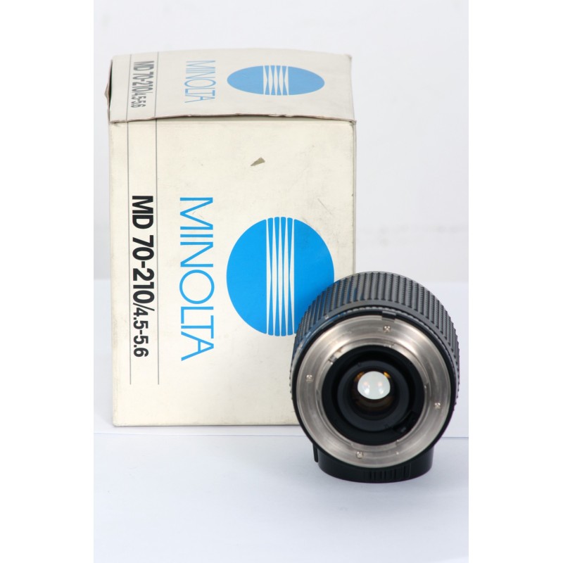 Minolta 70-210mm F/4.5-5.6 MD