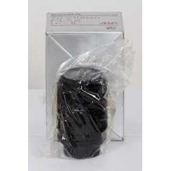 Minolta 70-210mm F/4-5.6 UC II 2