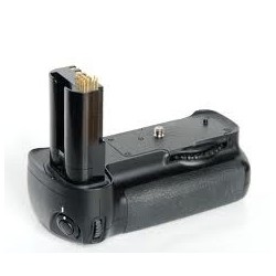 Nikon MB-D200